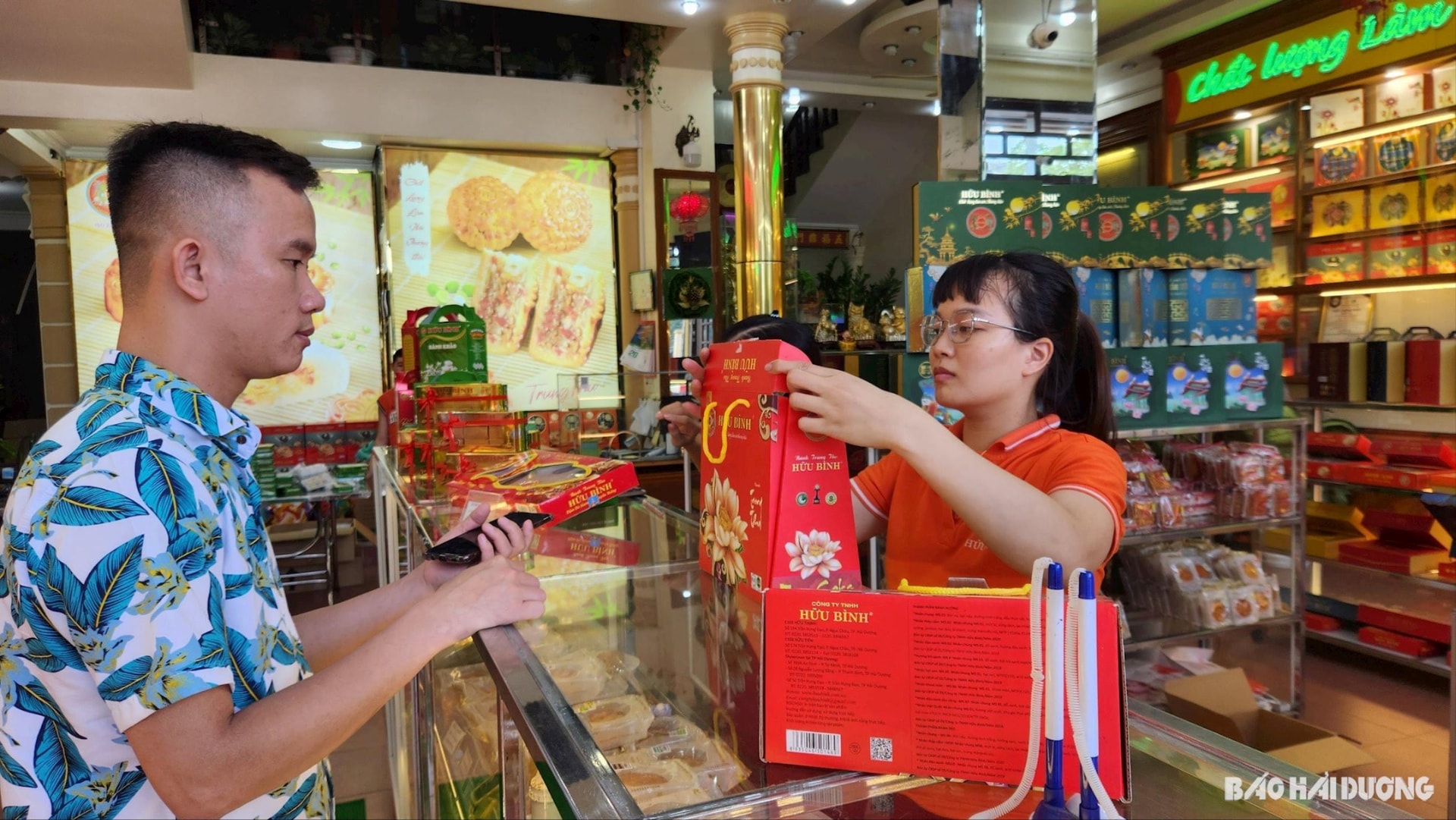 Bánh Trung thu Hữu Bình, gần 50 năm giữ hương vị truyền thống