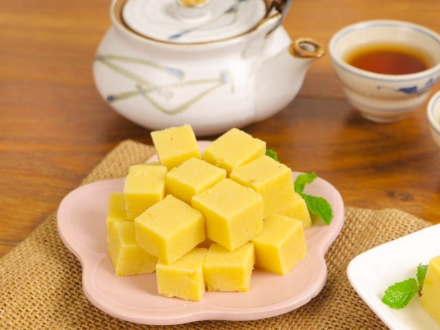 Dịch vụ gửi bánh đậu xanh đi Mỹ giá rẻ, nhanh chóng